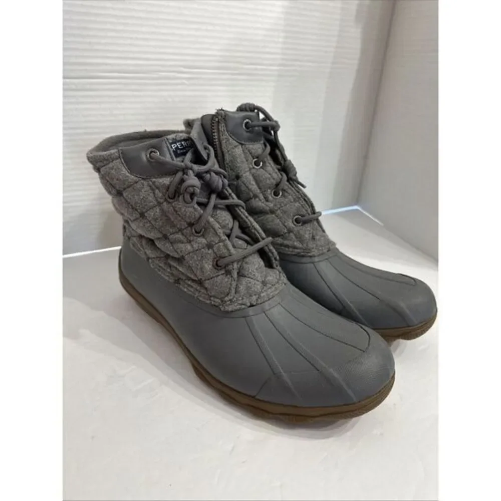 Sperry Duck Boots Womens 10 Saltwater Quilted‎ Waterproof Gray Ankle STS85656